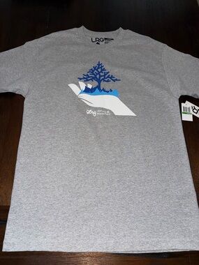 LRG Short-Sleeve Heather Gray Tee with Blue Graphic Large